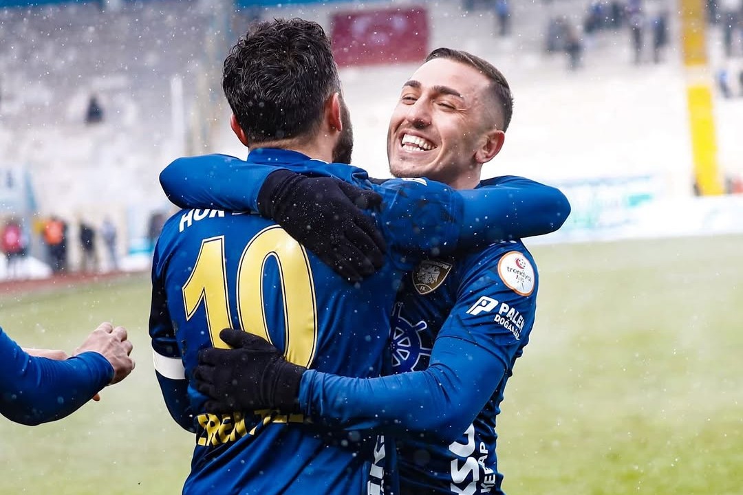 გურამ გიორბელიძის ასისტი  – „ერზრუმსპორმა“  მეტოქე გაანადგურა